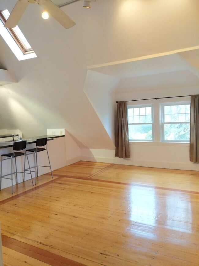 *Pictures are representative samples of the advertised unit. In some cases, the actual units you tou - 183 Babcock St Unit A3