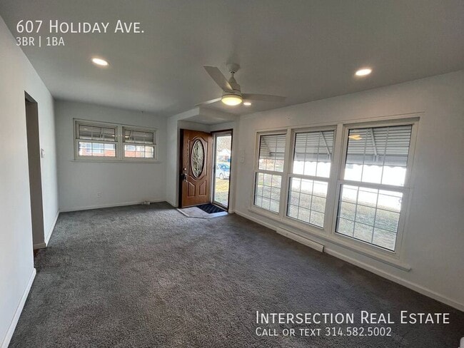 Photo - 607 Holiday Ave