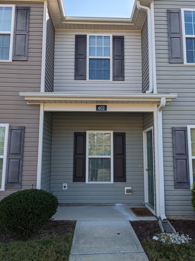 Photo - 2 Bedroom, 2.5 Bath Townhome in Creedmoor, NC