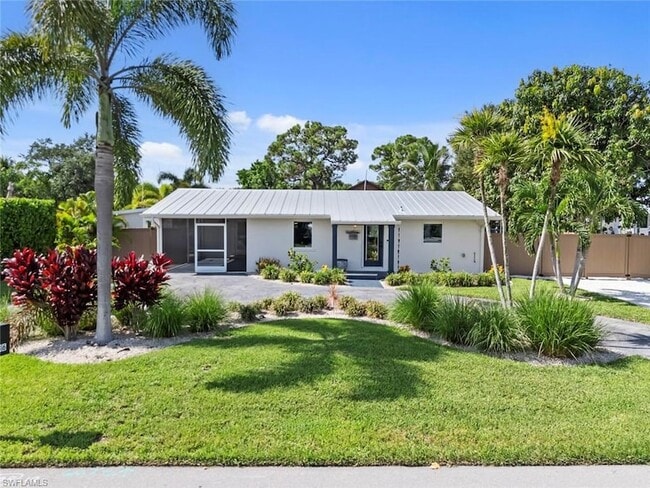 Photo - 2736 Riverview Dr