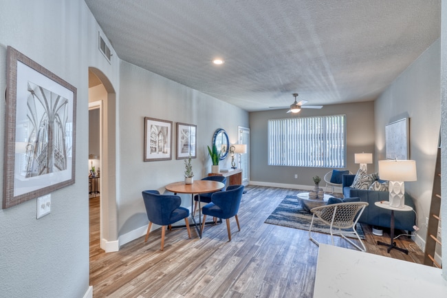 Oxford Apartments