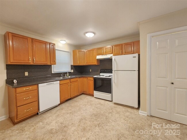 Photo - 1407 Browdis Ave Condo