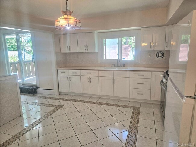 Photo - 581 Meacham Ave Unit 2nd Floor