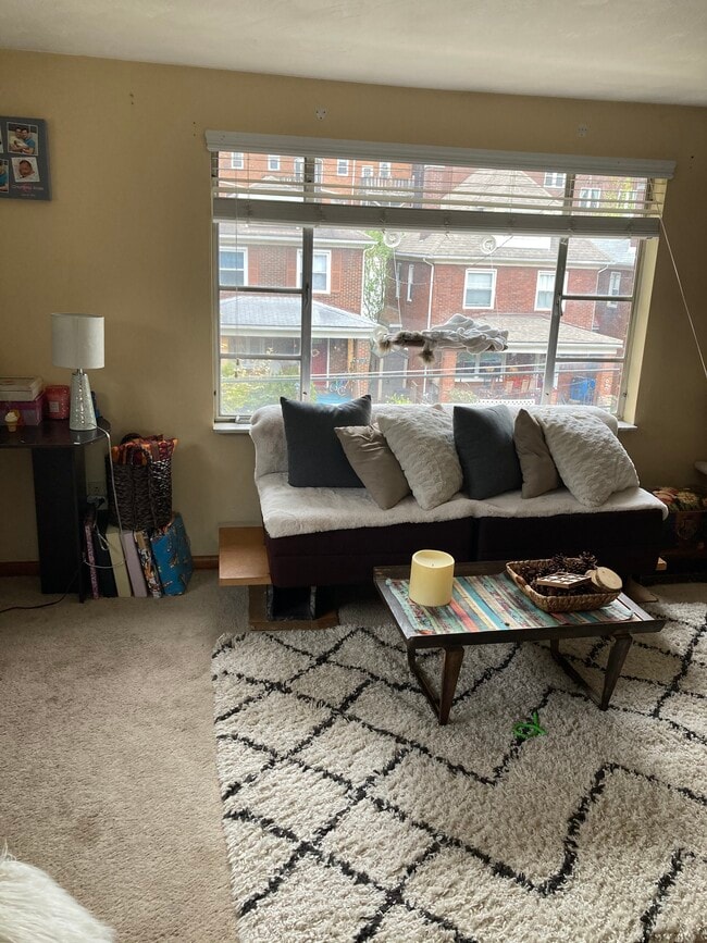 Building Photo - 1128 Arkansas Ave Unit 2