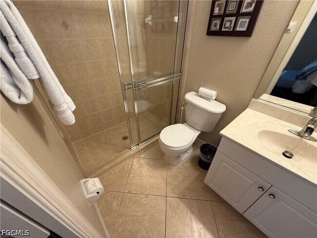 Photo - 3005 SW 8th Pl