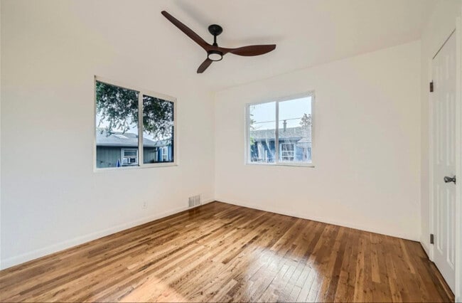 Photo - 668 S Lowell Blvd