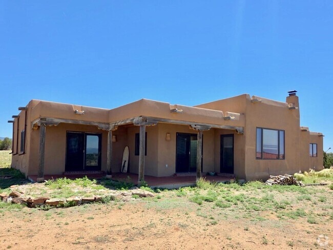 Building Photo - 45 Encantado Loop Rental