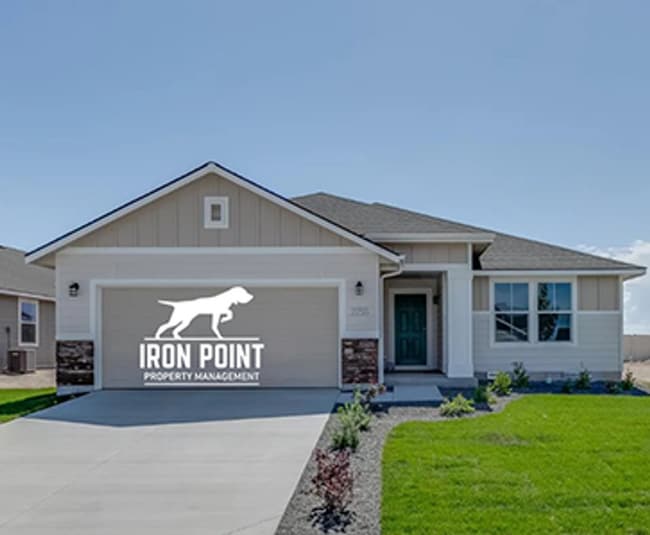 Building Photo - 1449 W Crooked River Dr