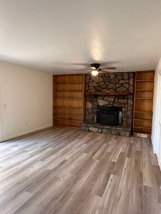 Photo - House in Springfield- Kickapoo Schools