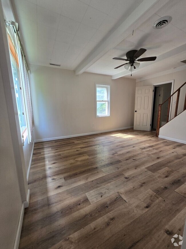 Building Photo - Enderis Park 2 Bedroom 1 Bathroom Single F... Rental
