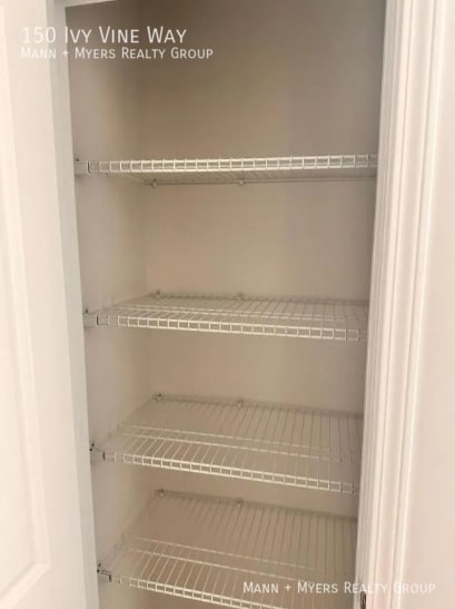 Photo - 150 Ivy Vine Wy