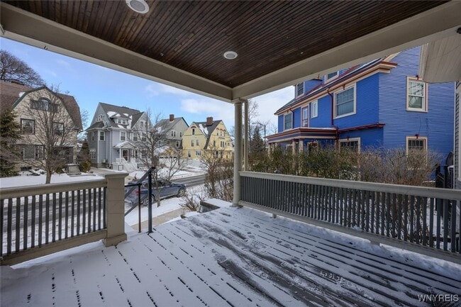 Photo - 507 W Delavan Ave