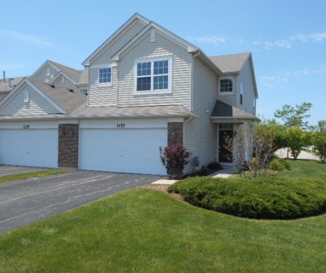 Photo - 1157 Goldfinch Ave House