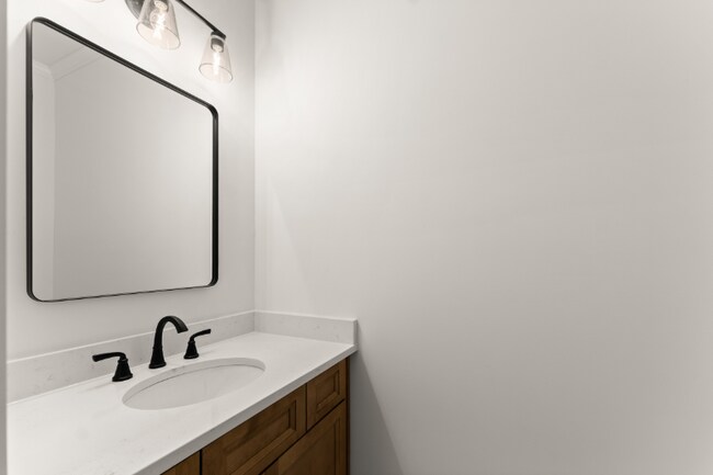 Photo - 5220 Chattahoochee St