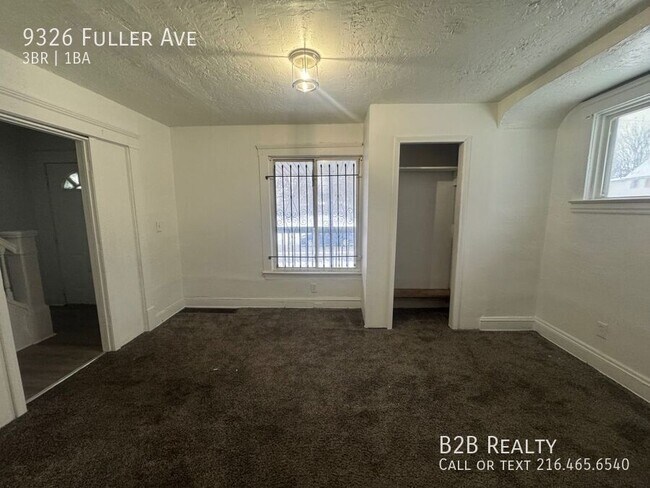 Photo - 9326 Fuller Ave