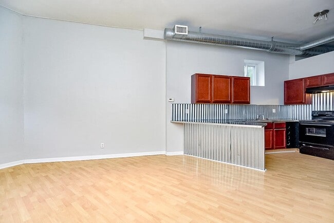 Photo - 5409 Lansdowne Ave Unit 5411