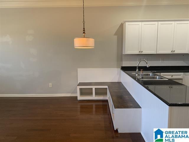 Photo - 2074 Ross Park Way