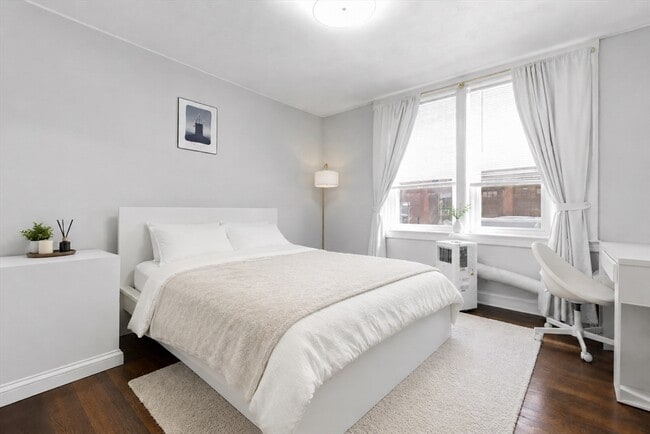 Photo - 168 Endicott St Unidad 1
