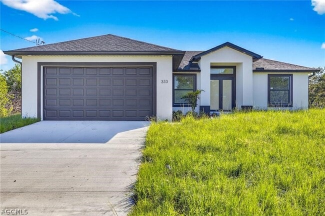 Building Photo - 333 Pinehurst Ave