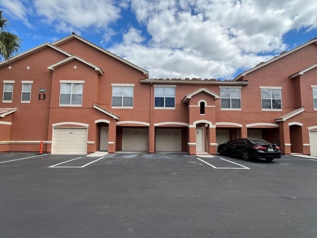 Building Photo - 19901 Villa Tuscany Way Unit 206