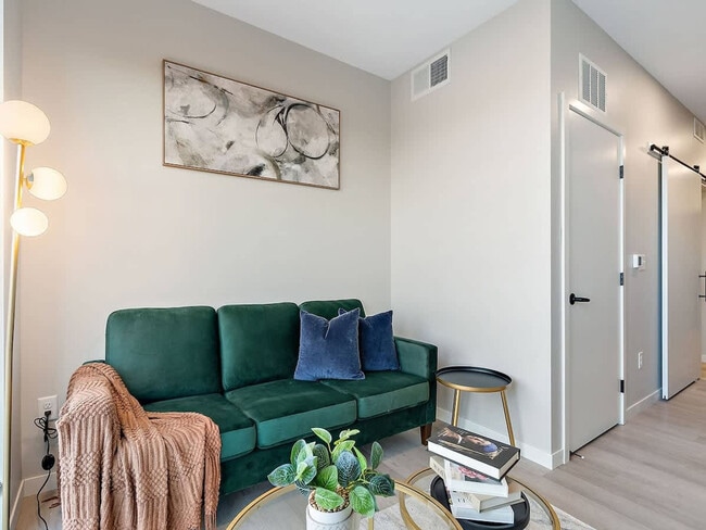 Photo - 402 NE 2nd St Unidad ID1292412P