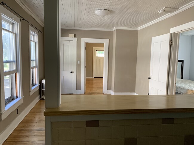 Photo - 49 Prospect St Unit Lower