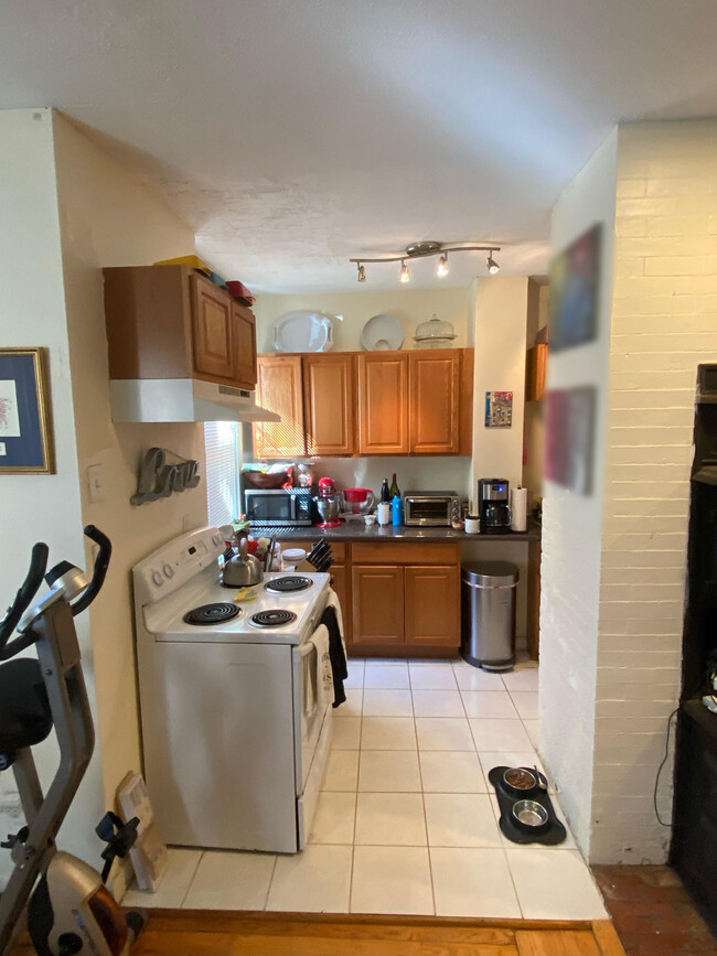 Photo - 1751 Beacon St Apartments Unit 1