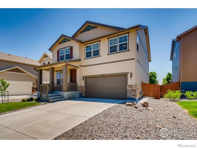 Building Photo - Large Broomfield house with great St Vrain Valley schools!