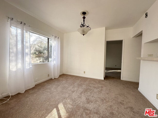 Photo - 6069 1/2 Cashio St