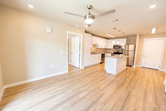 Photo - Camden Crossing