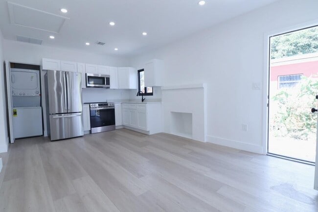 Photo - 3040 NW 13th Ave