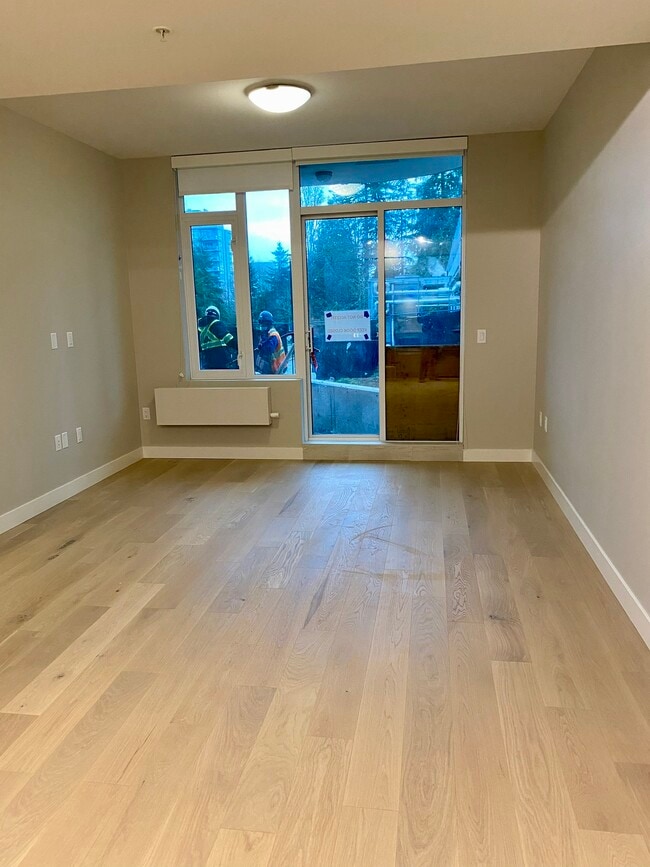 Photo - 8761 University Cres Unit 305-8761 University Cresc