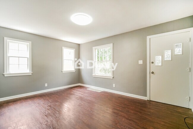 Photo - 2167 12th St SW, Akron, OH 44314