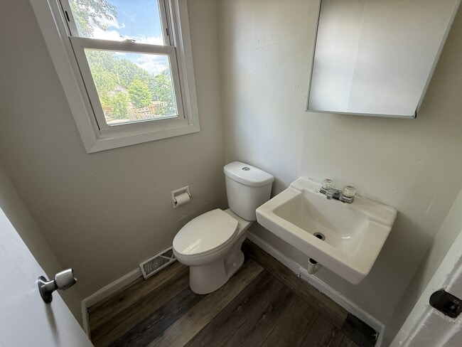 Photo - 207 N Central Ave