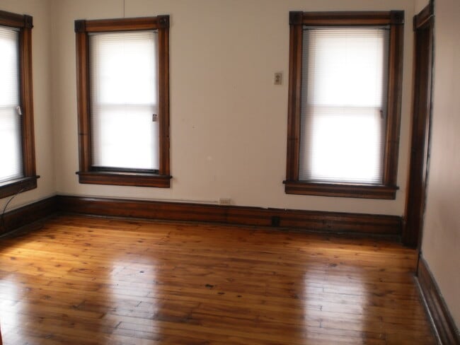Photo - 936 W 3rd St Unit 936 West Third Street