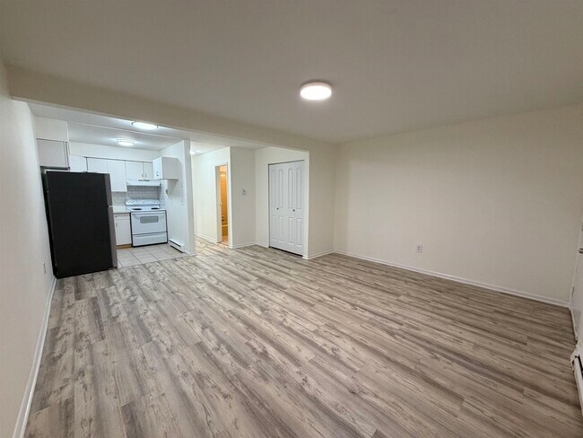 81 70th St Unit 1