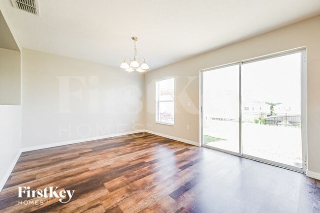 Photo - 622 Rosselli Blvd