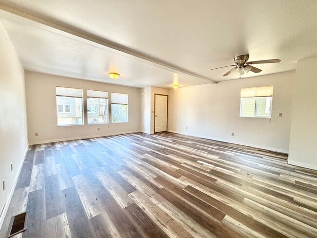 Photo - 4 Bedroom Townhome in Hawks Ridge