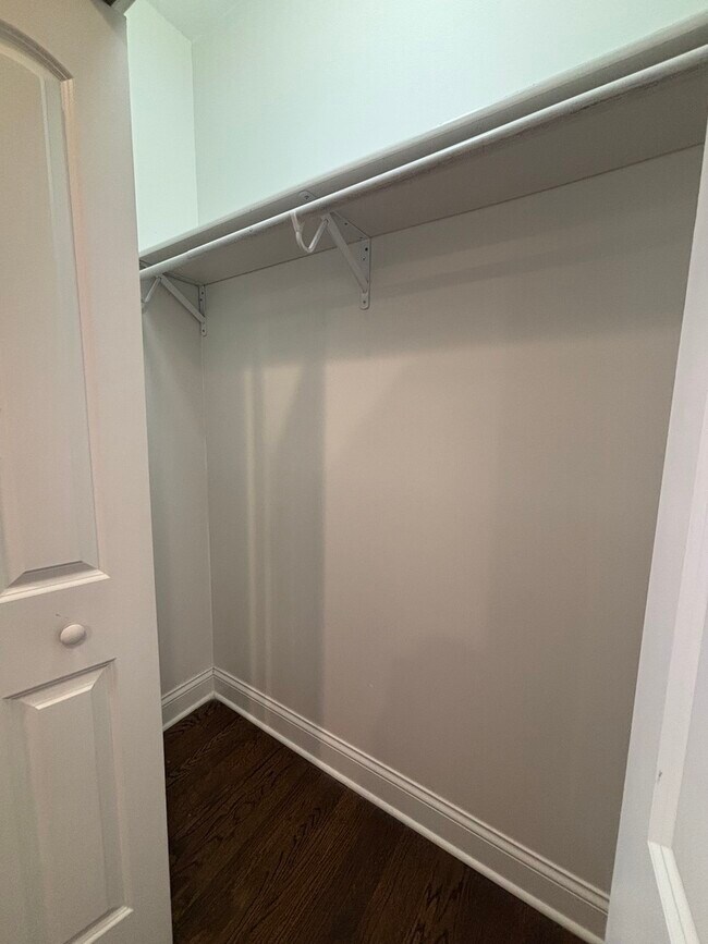 Photo - 1635 N Meade Ave