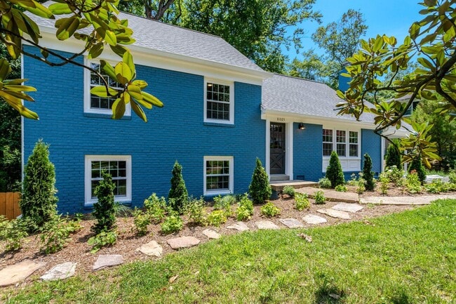 Building Photo - 8005 Candlewood Dr
