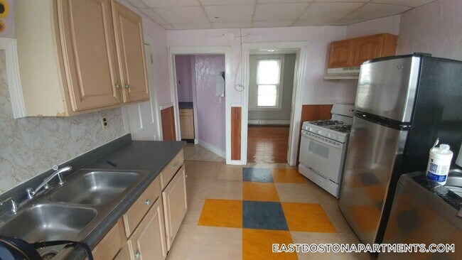 Photo - 103 Leyden St Unit 3