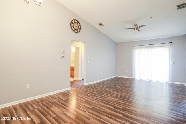 Photo - 6860 Skaff Ave Unit 2-9