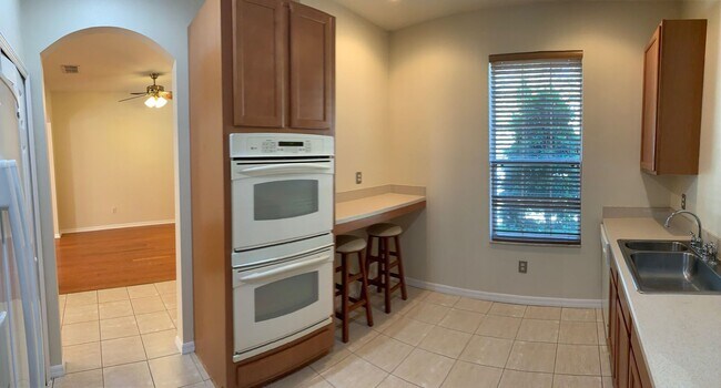 Photo - 3bed / 2.5 bath, 2-story townhome with 2-c...