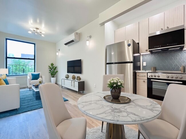 Building Photo - 524 W 134th St Rental