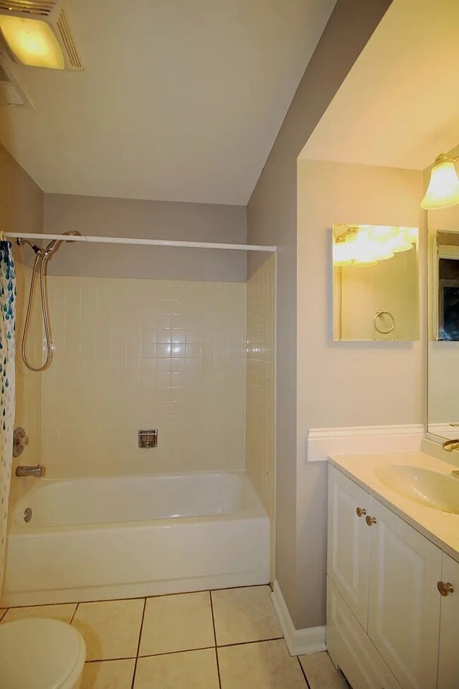 Photo - 346 Wilmington Dr