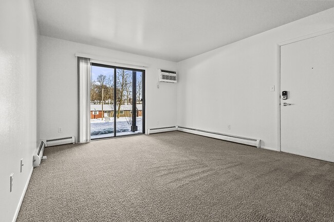 Wood Creek Apartments