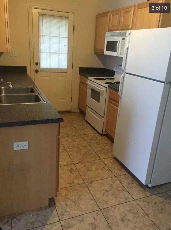 1524 Hudson St Unit 1
