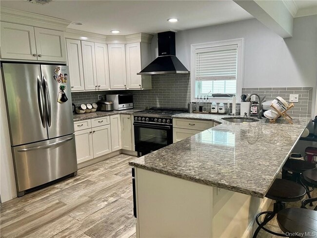 Photo - 145 Montgomery St