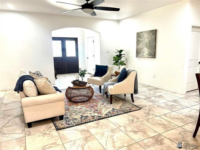 Photo - Gorgeous 4 bedroom for Lease