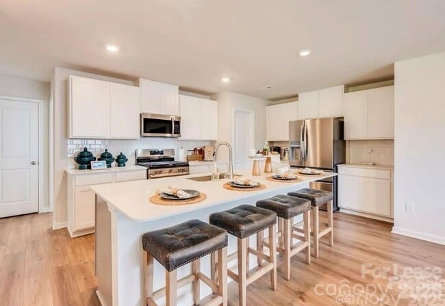 Photo - 13123 Hampton Bay Ln